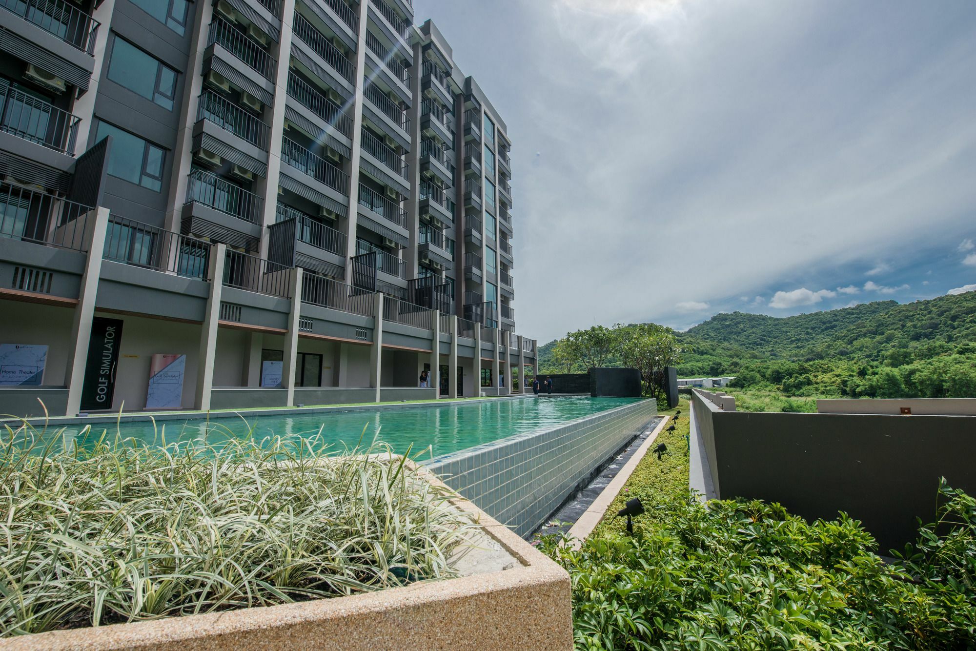 Knightsbridge The Ocean Sriracha By Crown Residence Si Racha Exterior foto